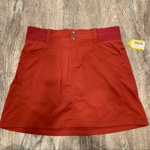 NWT Title Nine Clamber Burnt Orange Hiking Skort in Size 8